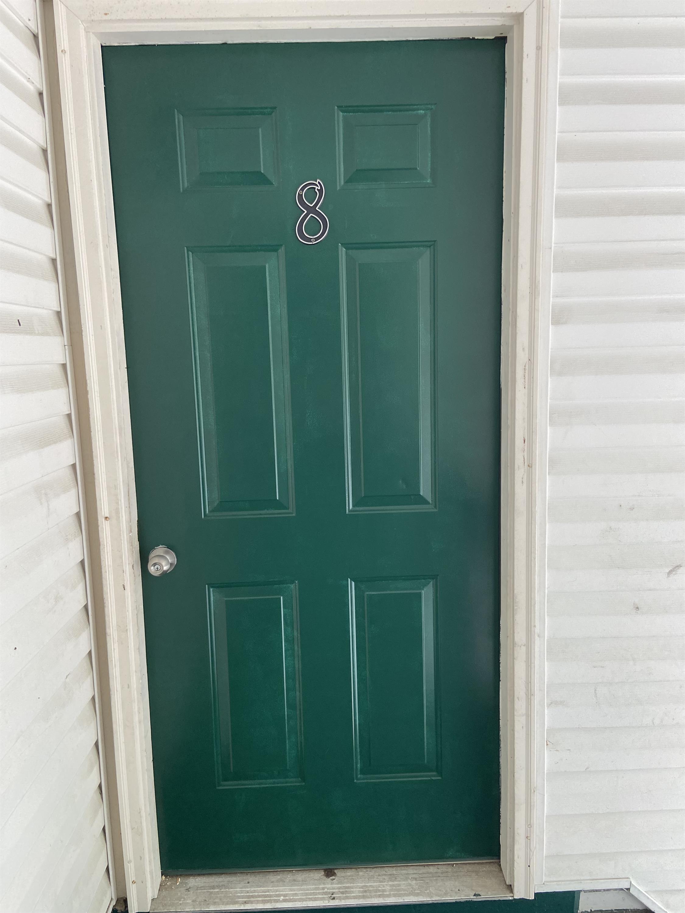 1606 E. Park Ave., Apt. A8