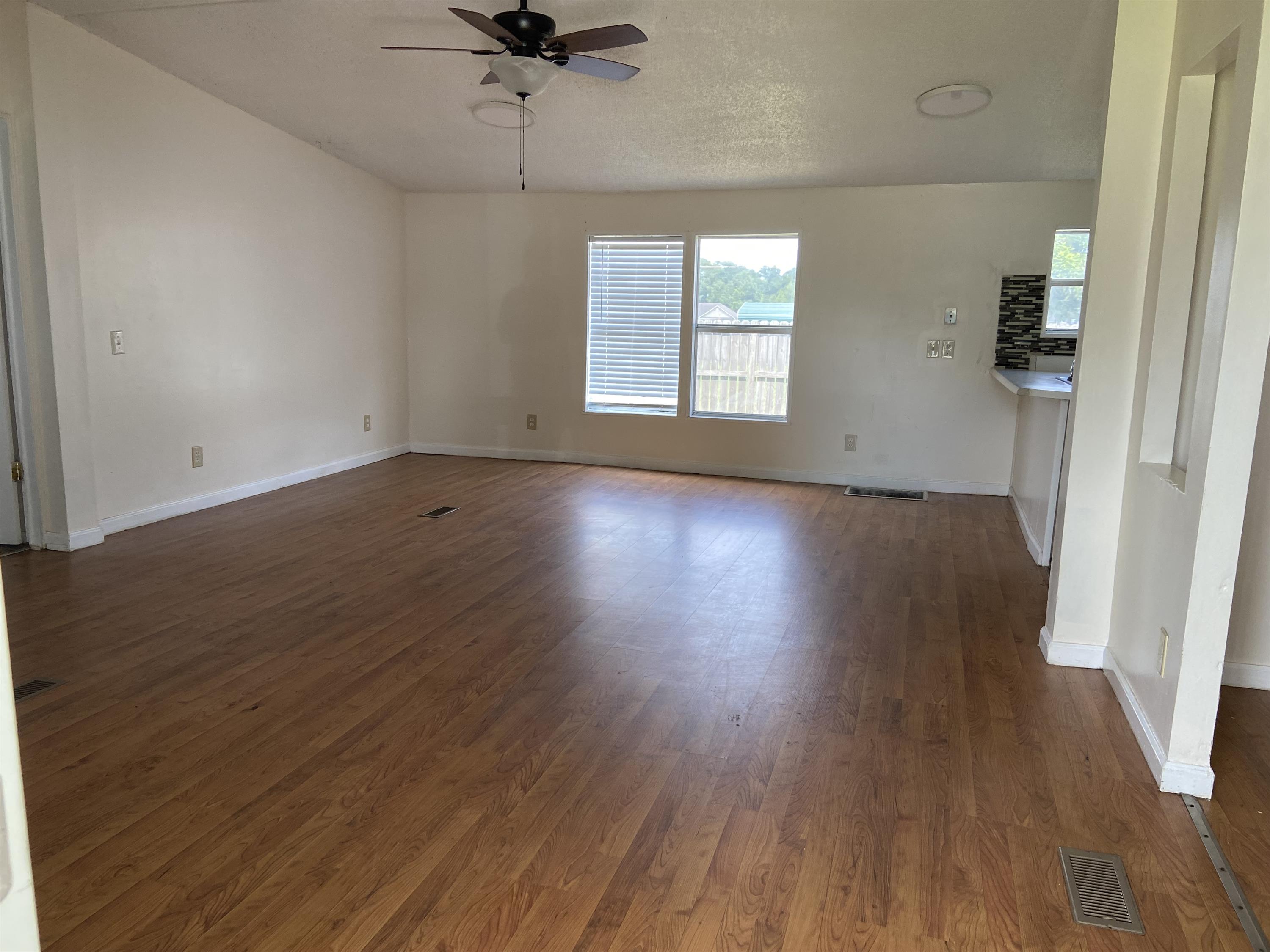 35 Jimmy Cir.