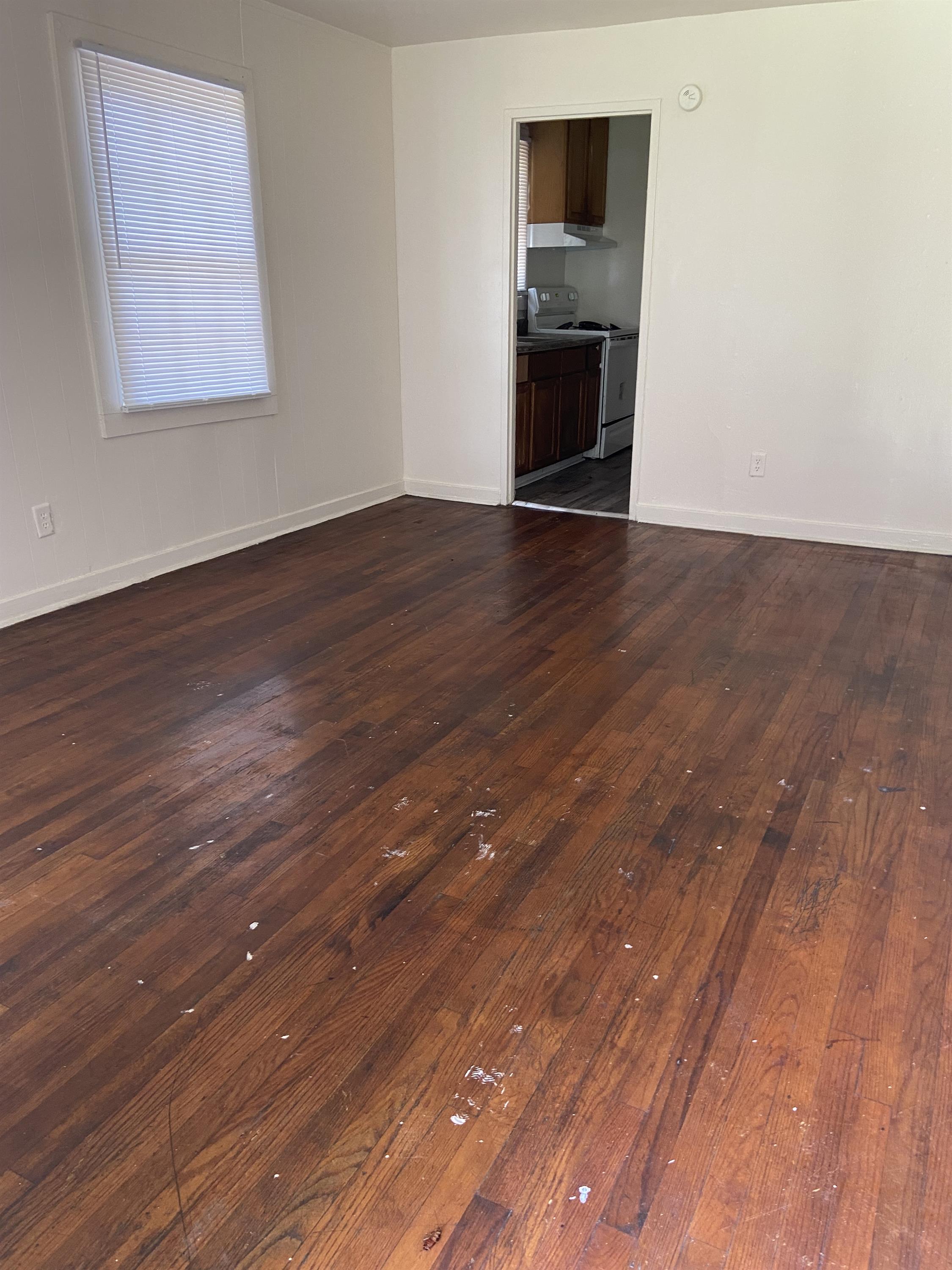 2439 Knox